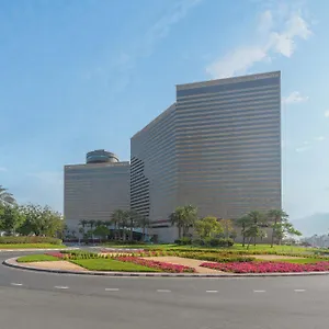 מלון Hyatt Regency - Corniche, דובאי